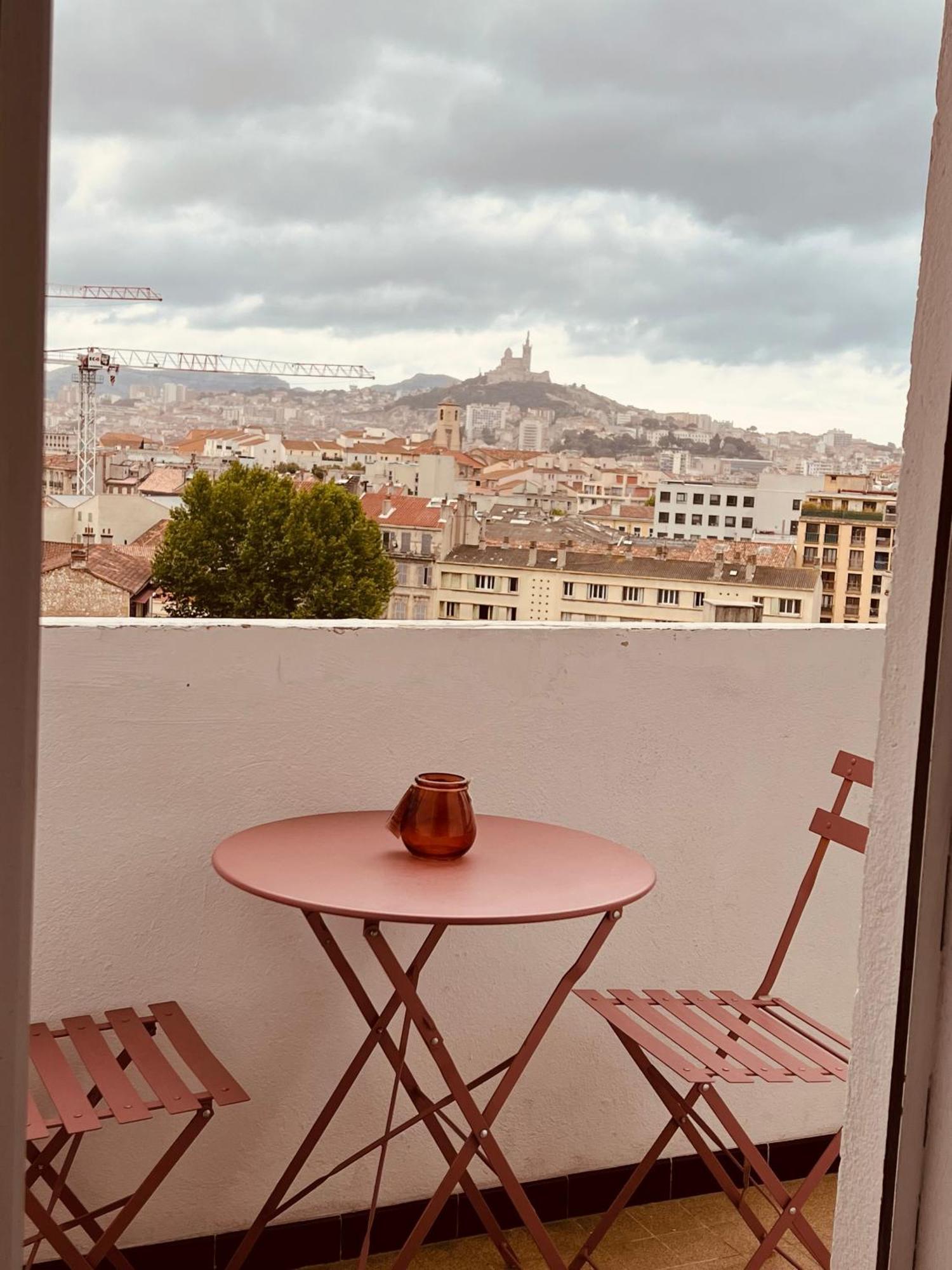 Sublime 2 Pieces Vue Incroyable Mer Et Tout Les Monuments De Marsiglia Esterno foto